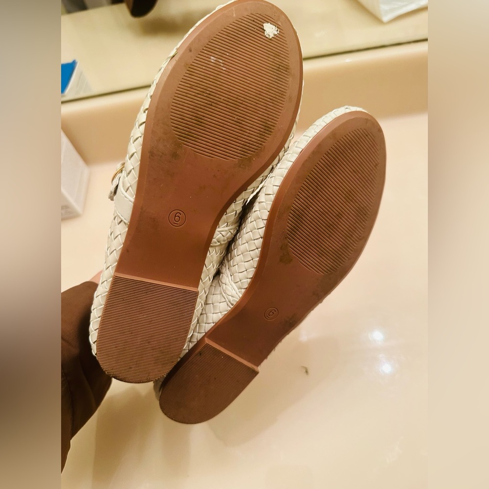 House of Harlow 1960 Cream Woven Women's ballet flats. Very trendy. Size 6 - Picture 7 of 9